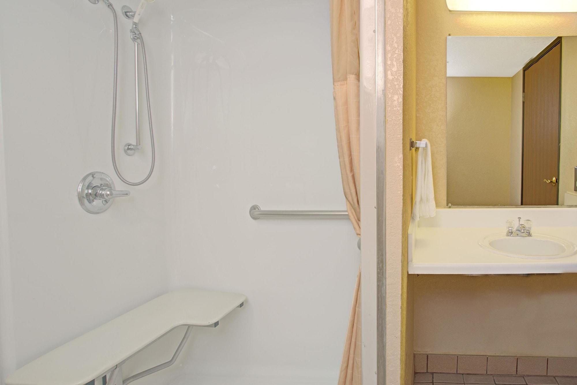 Super 8 By Wyndham Wheat Ridge/Denver West Kamer foto