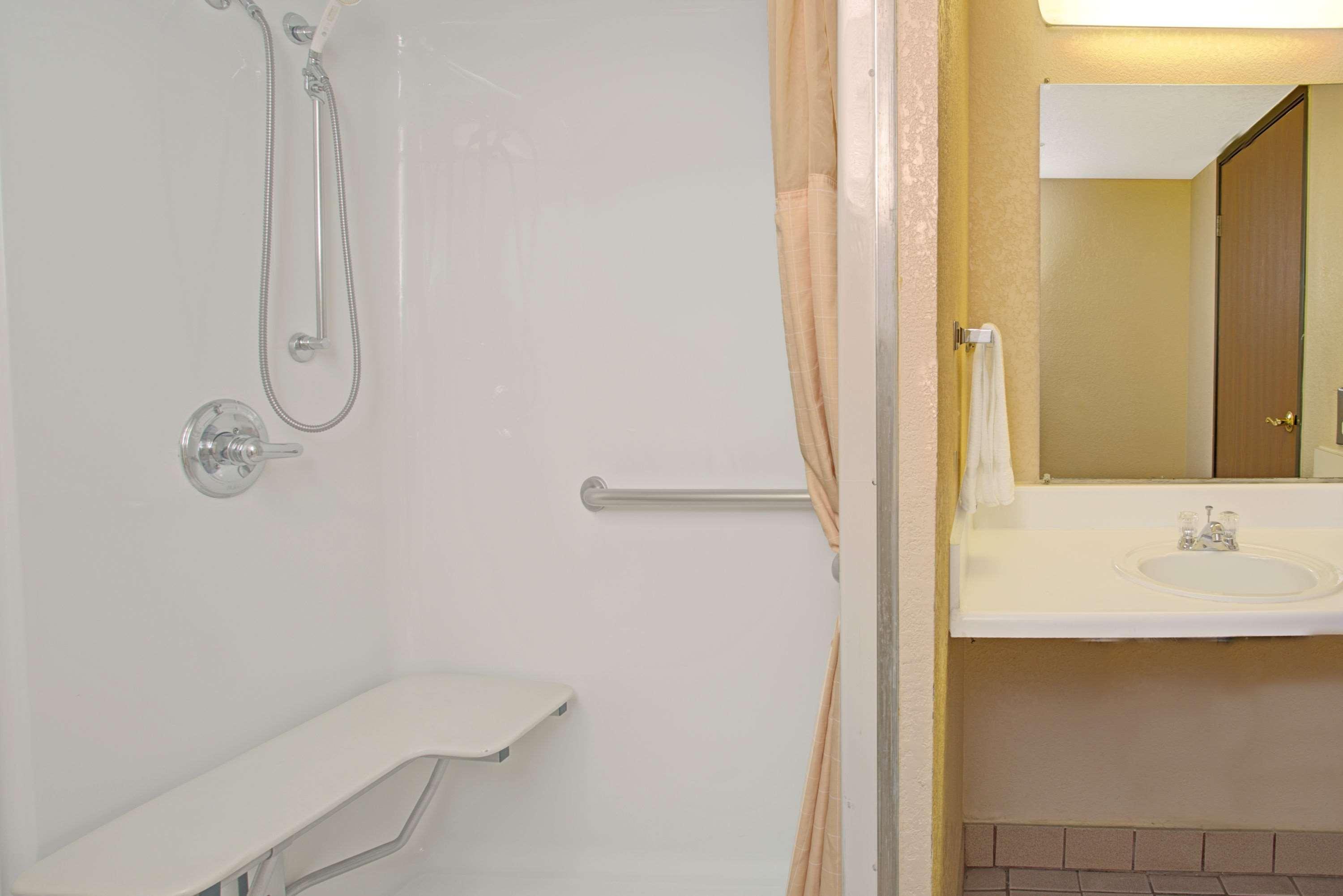 Super 8 By Wyndham Wheat Ridge/Denver West Kamer foto