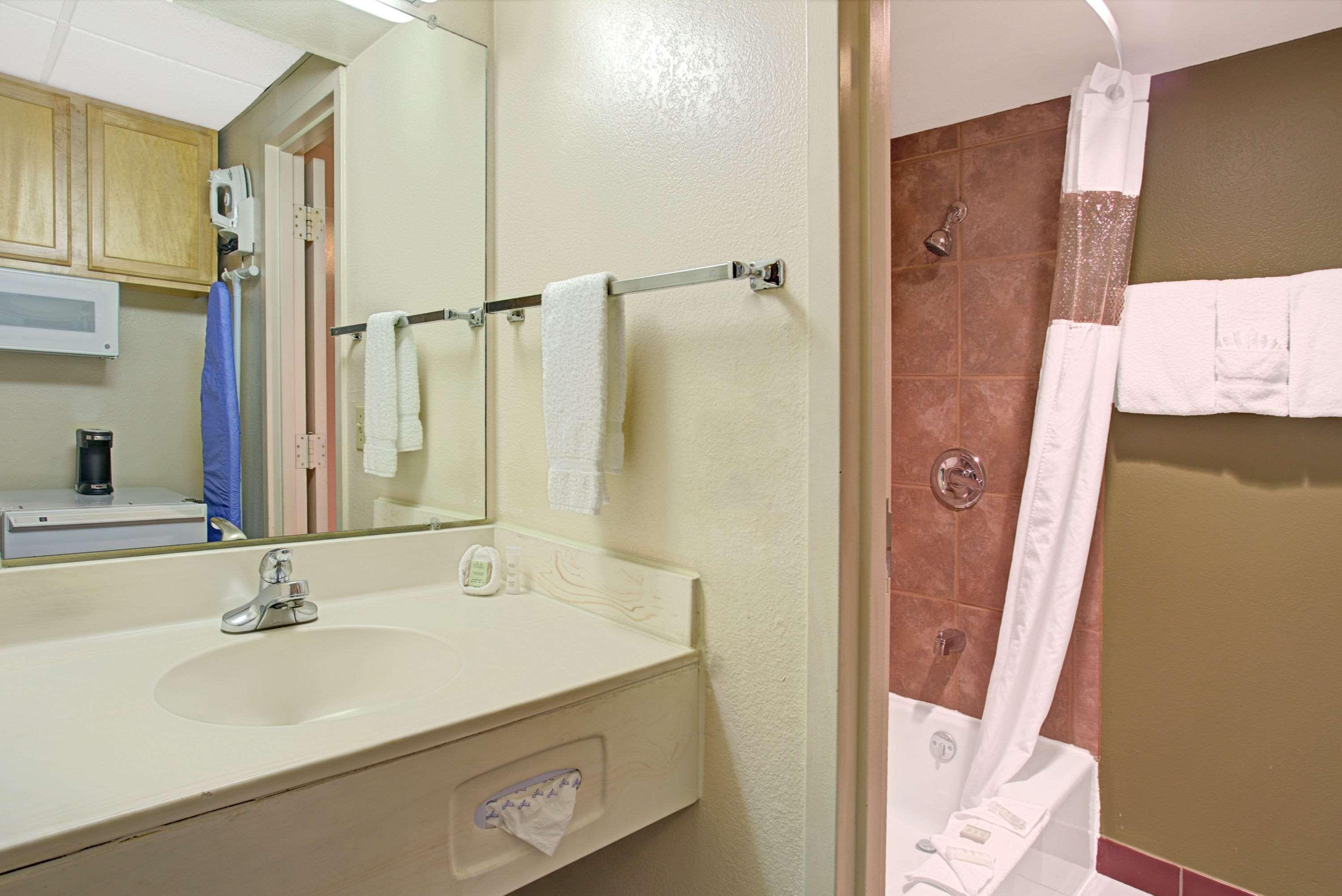 Super 8 By Wyndham Wheat Ridge/Denver West Buitenkant foto