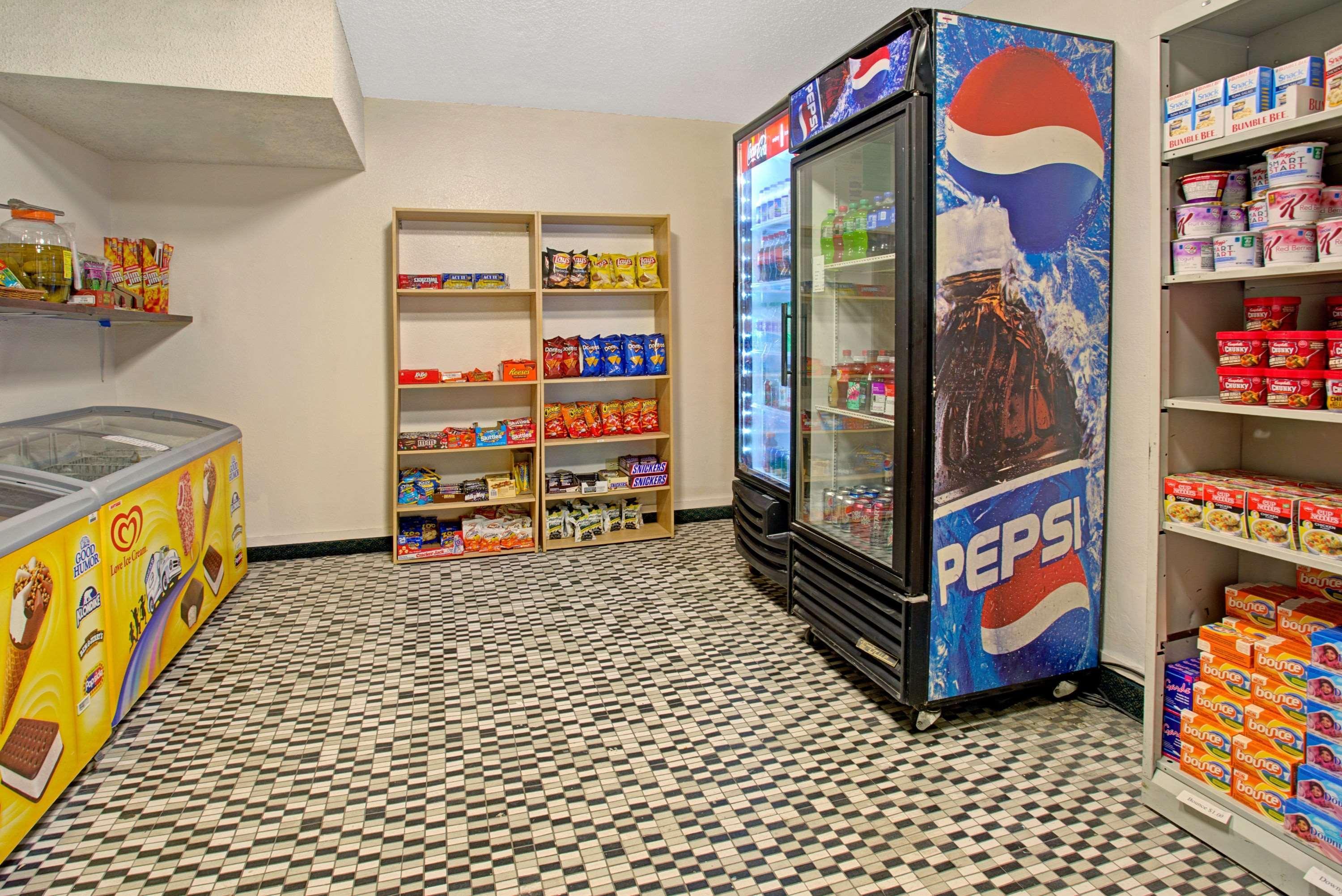 Super 8 By Wyndham Wheat Ridge/Denver West Buitenkant foto